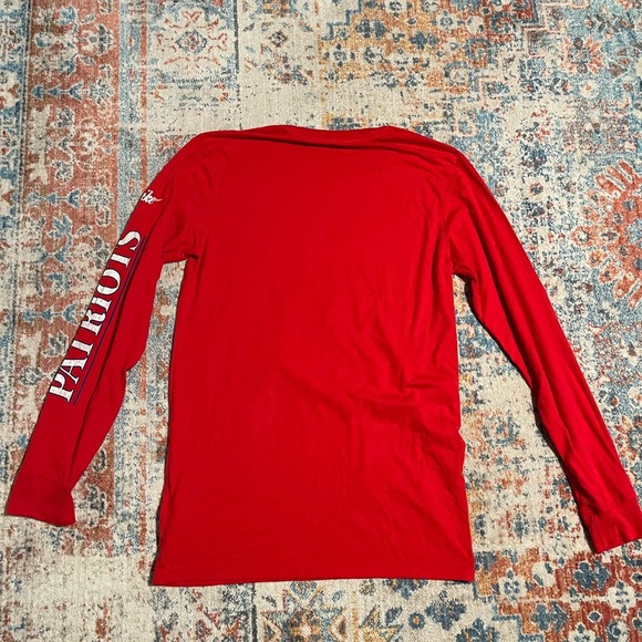 Nike NFL Patriots long-sleeved red T-shirt - Picture 5 of 5